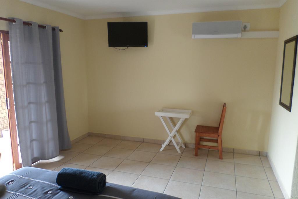 Country Link Guest Lodge Komatipoort Exterior foto